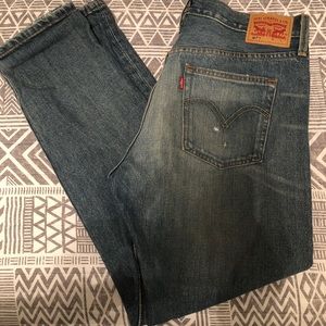 Levis 501 AUTHENTIC size 29x28 LIKE NEW WORN ONCE
